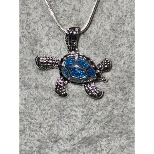 Sea Turtle Necklace Silvertone Blue Crystals Pendant 22 in Chain‎